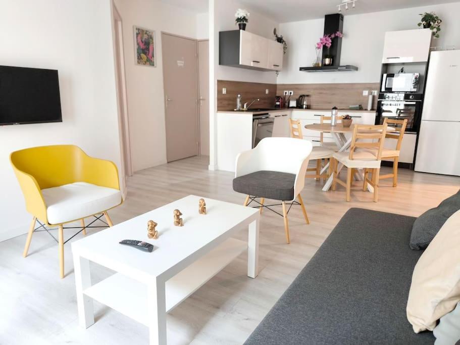 Ferienwohnung Le Cocon Manceau Le Mans Exterior foto